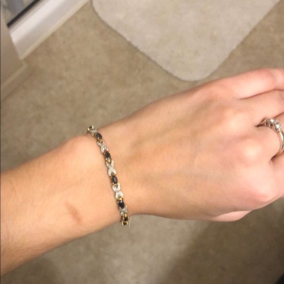 Black & silver gem bracelet (never worn) - Picture 2 of 5